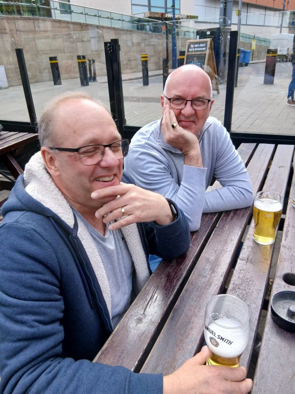 Richard Pennington, Ian Graves. 